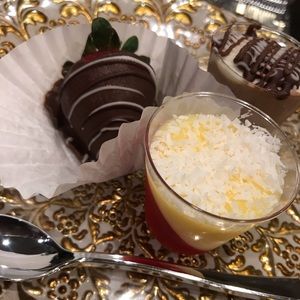 Meet your Posher, Aisha